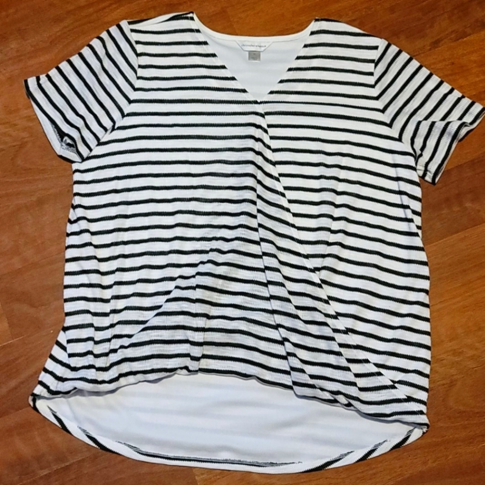 Christopher & Banks Top